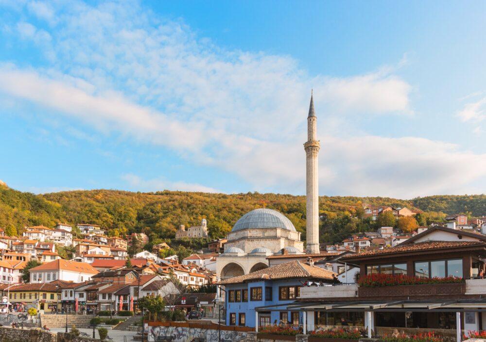 Kirim paket ke Kosovo
