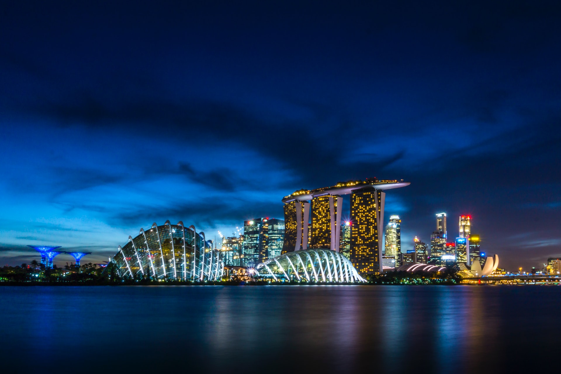 Kirim paket ke Singapura