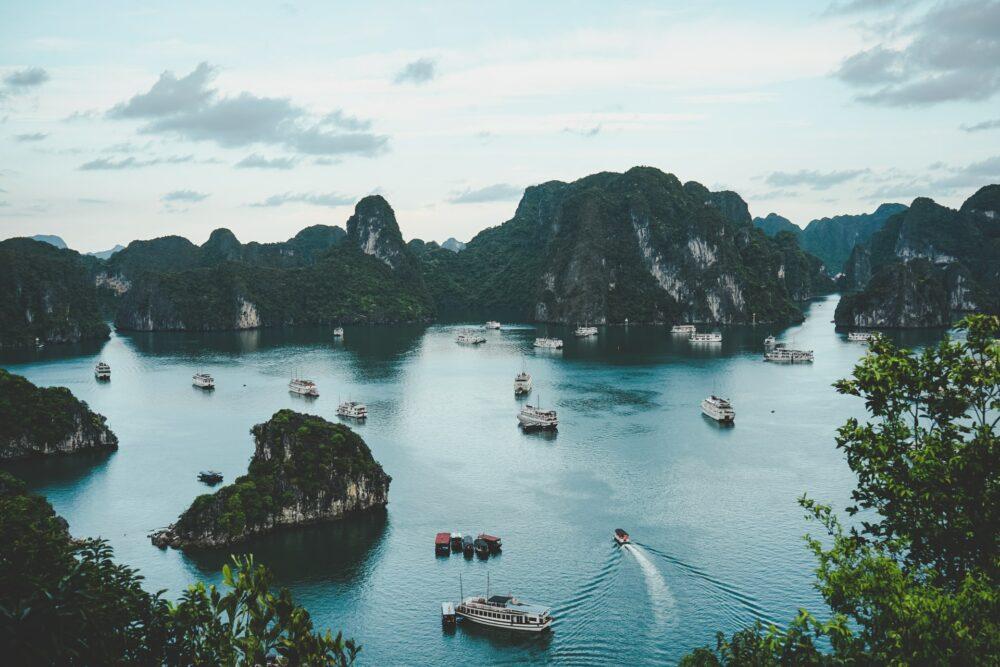 Kirim paket ke Vietnam